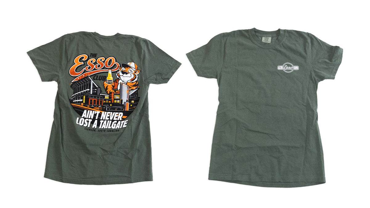 Esso Club "Aint never lost a tailgate" Short Sleeve T-Shirt